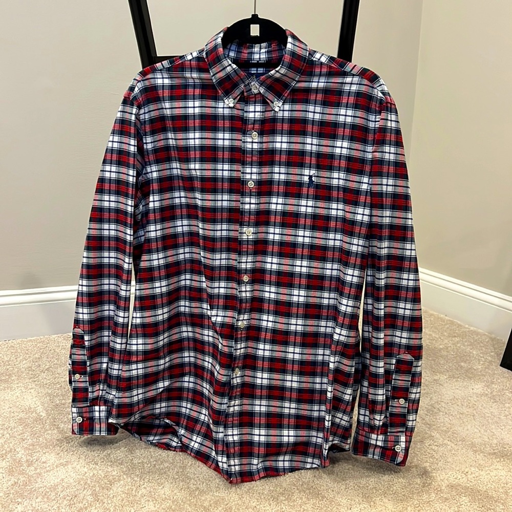 Ralph Lauren Long Sleeve Plaid “Custom Fit” button up in Men’s Large